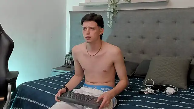 sebastamayo  online show from 02.03.26