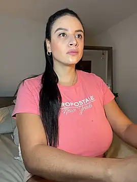 Snapshot of Lena-Williamss chatting on 01.10.26 Lena-Williamss online show from 01.10.26