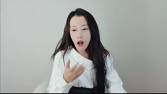 Snapshot of TXMIT chatting on 02.21.26 TXMIT online show from 02.21.26