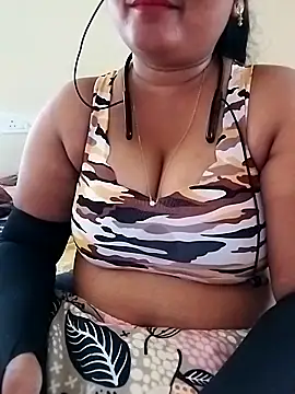Snapshot of Palkova12 chatting on 04.19.26 Palkova12 online show from 04.19.26