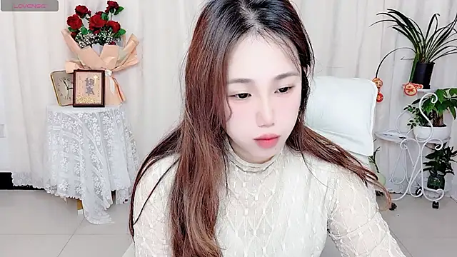 Snapshot of Darkn0t chatting on 04.03.26 Darkn0t online show from 04.03.26