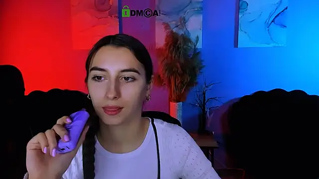 Snapshot of mila_firee chatting on 12.15.25 mila firee online show from 12.15.25