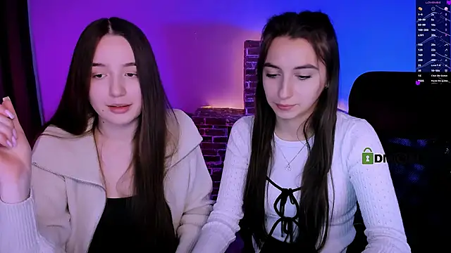 Snapshot of mila_firee chatting on 01.10.26 mila firee online show from 01.10.26