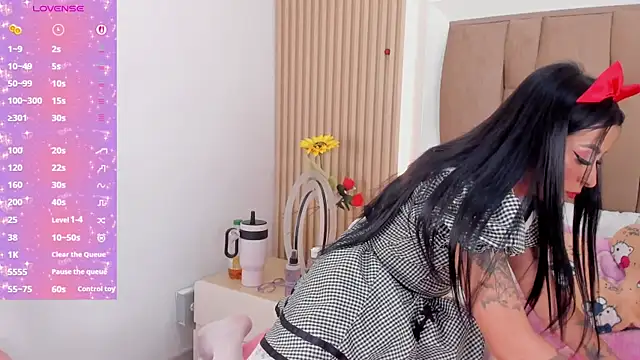 emily rivas  online show from 04.11.26