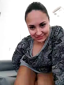Snapshot of Fatisexy88 chatting on 05.13.26 Fatisexy88 online show from 05.13.26