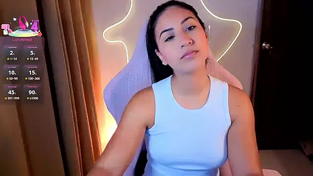 chloebum  online show from 12.22.25