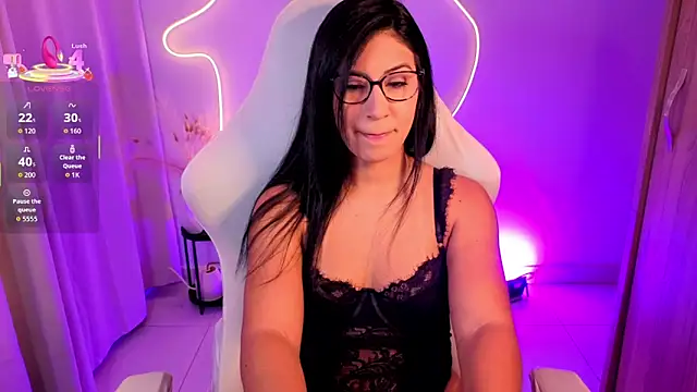 chloebum  online show from 04.02.26