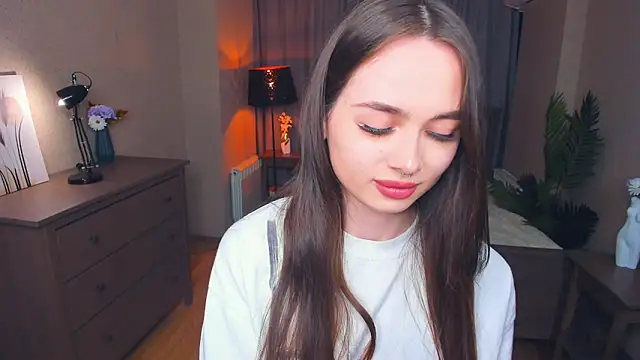 Snapshot of YvonneRobes chatting on 02.06.26 YvonneRobes online show from 02.06.26