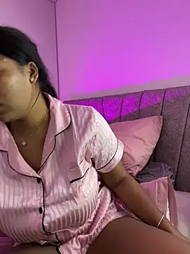 Snapshot of channelportman chatting on 06.26.26 channelportman online show from 06.26.26