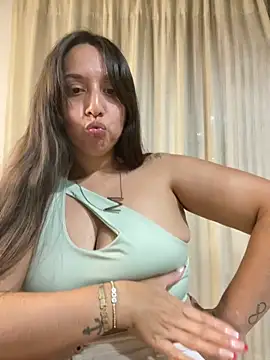 Soy maiaa4 online show from 02.14.26