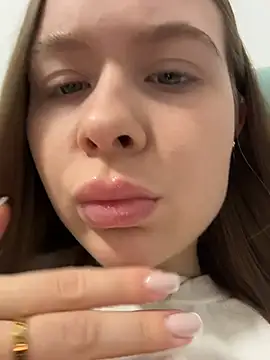 Nicole Loving online show from 01.07.26