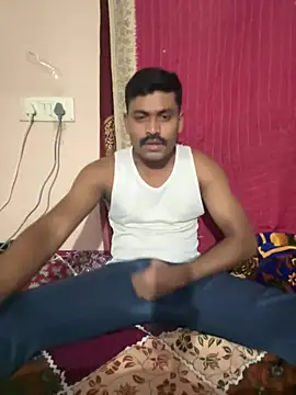 Snapshot of x143567 chatting on 01.12.26 x143567 online show from 01.12.26