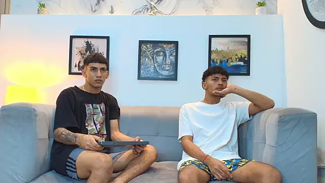 Snapshot of DIAMOND_BLACKS chatting on 02.13.26 DIAMOND BLACKS online show from 02.13.26