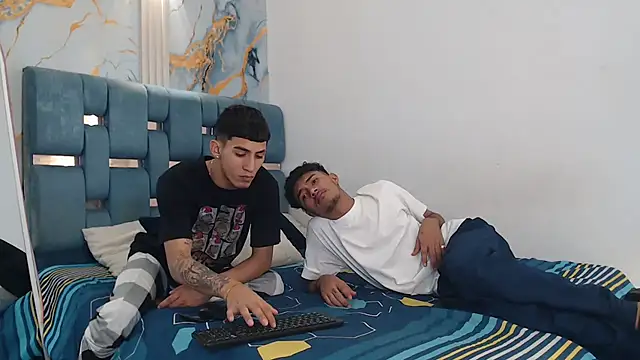 Snapshot of DIAMOND_BLACKS chatting on 02.19.26 DIAMOND BLACKS online show from 02.19.26