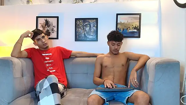 Snapshot of DIAMOND_BLACKS chatting on 02.22.26 DIAMOND BLACKS online show from 02.22.26