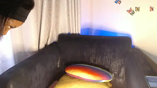 UzuriZahra01 online show from 02.25.26