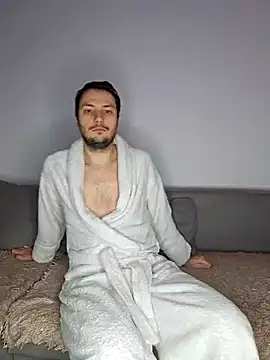 Lovebackground online show from 02.27.25