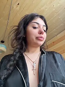 SilkyMira online show from 04.19.26