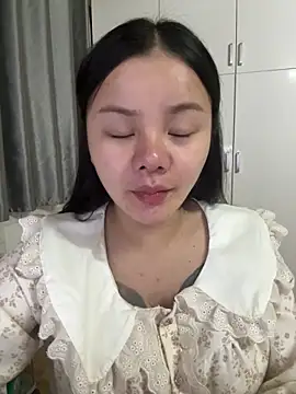 leo-kitty online show from 04.10.26