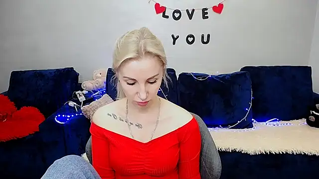 Hanna--Sweet online show from 04.18.26