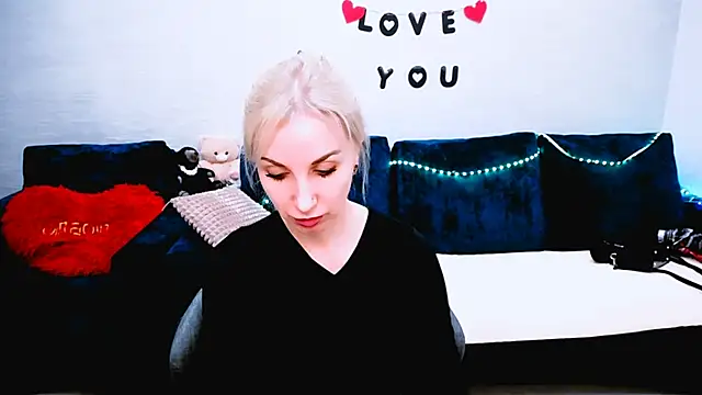 Hanna--Sweet online show from 04.21.26