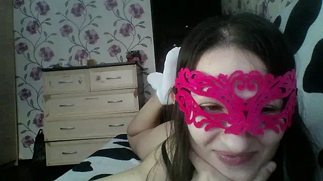 Snapshot of nika_smily chatting on 12.16.25 nika smily online show from 12.16.25