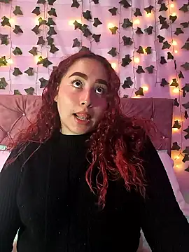 Snapshot of Ayla-marttinez chatting on 02.14.26 Ayla-marttinez online show from 02.14.26
