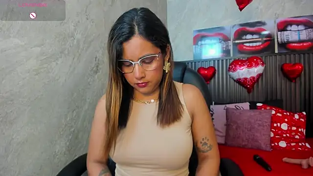 scarletbaker   online show from 02.14.26