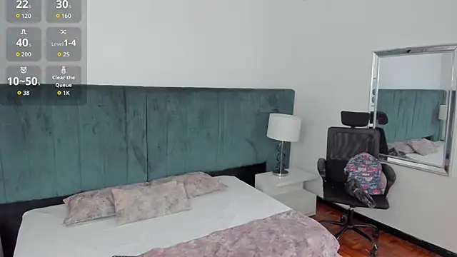 Scarlett  Noir online show from 04.08.26