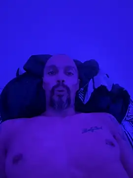 faces818 online show from 04.15.26