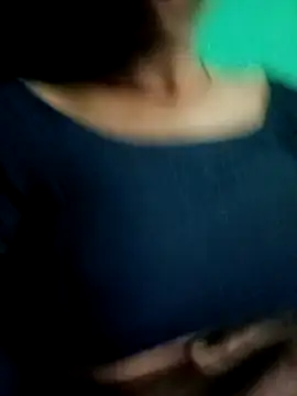 Snapshot of Arti_hot44A chatting on 12.21.25 Arti hot44A online show from 12.21.25