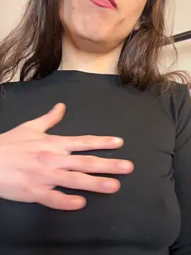 YourSlutQueen online show from 03.06.26