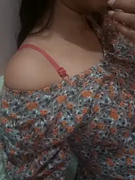 Snapshot of guddi_Jaaneman chatting on 04.24.26 guddi Jaaneman online show from 04.24.26