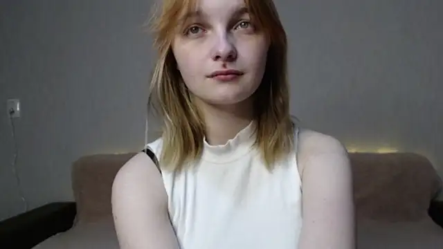 Catherine Walker online show from 12.18.25