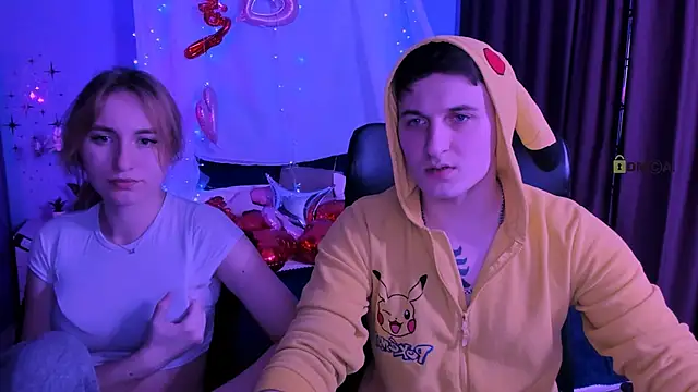 Snapshot of beauty_liam chatting on 02.22.26 beauty liam online show from 02.22.26