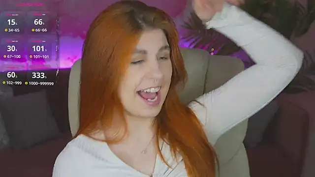 Snapshot of GingerPinky chatting on 01.10.26 GingerPinky online show from 01.10.26