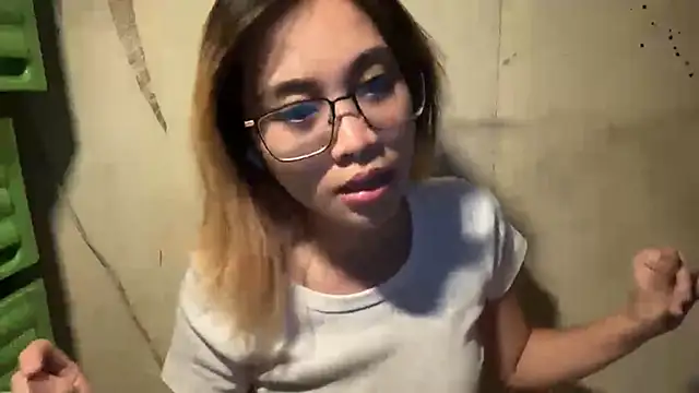 LenoraFrailey online show from 01.11.26