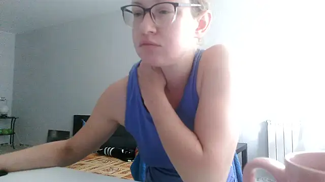 Snapshot of Alice_newhome chatting on 07.12.26 Alice newhome online show from 07.12.26