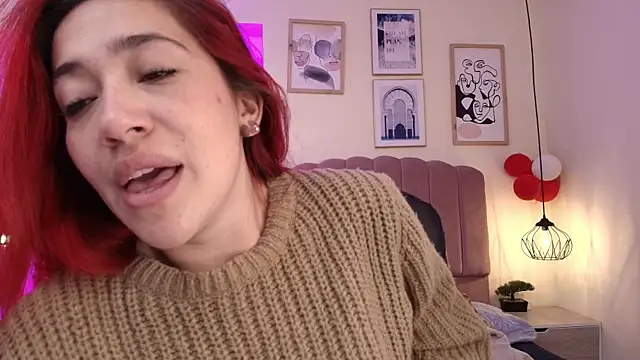 Snapshot of Celestee15_ chatting on 04.25.26 Celestee15 online show from 04.25.26