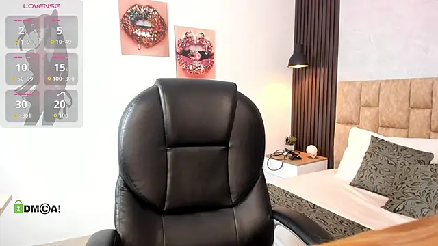 Snapshot of Perla_dixon chatting on 02.04.26 Perla dixon online show from 02.04.26