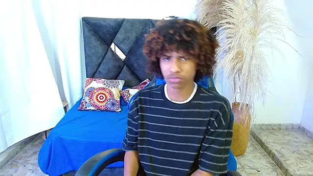 angelll18  online show from 03.04.26