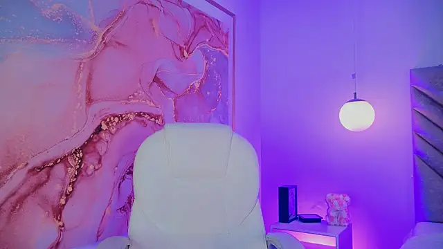 Milan Corleone online show from 12.22.25