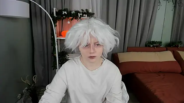 KellyKik online show from 12.15.25