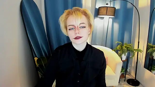 KellyKik online show from 01.14.26