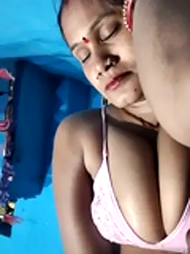 Snapshot of Akanksha_soni chatting on 04.11.26 Akanksha soni online show from 04.11.26
