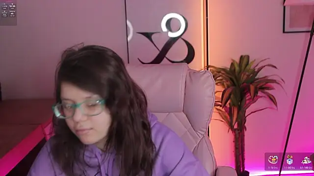 Snapshot of Ariell_Mini chatting on 02.16.26 Ariell Mini online show from 02.16.26