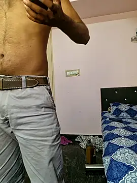 suhxil79 online show from 03.29.26