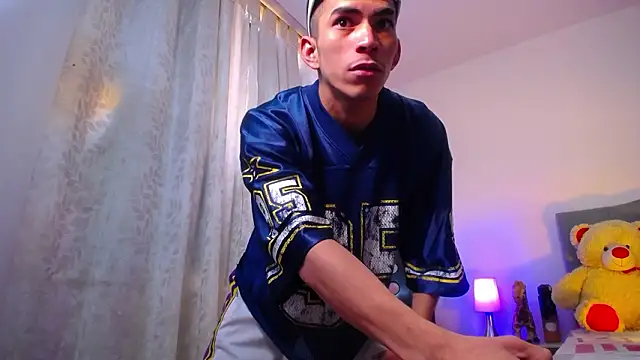 TOMBOYSEXX online show from 03.06.26