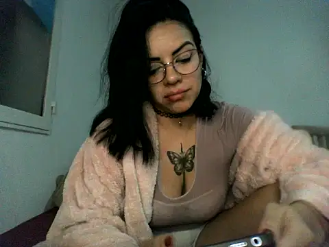 Snapshot of luluclark69 chatting on 07.24.26 luluclark69 online show from 07.24.26