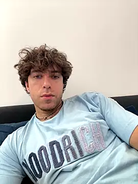 Snapshot of icyninesix chatting on 12.14.25 icyninesix online show from 12.14.25